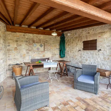 Casa vacanze Castello Di Petroro